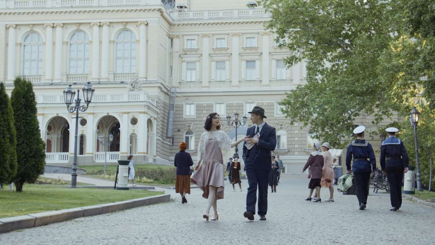 11. UFF - Dowżenko. Pierwsze spojrzenie