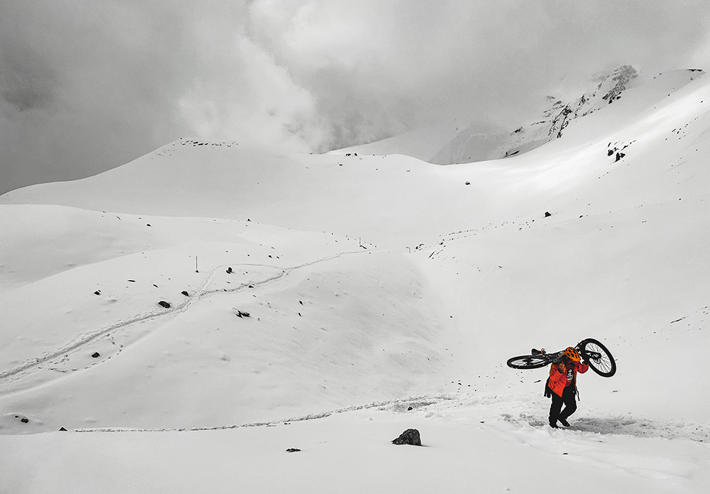 21. WPFG: Sapana - Rowerem wokół Annapurny