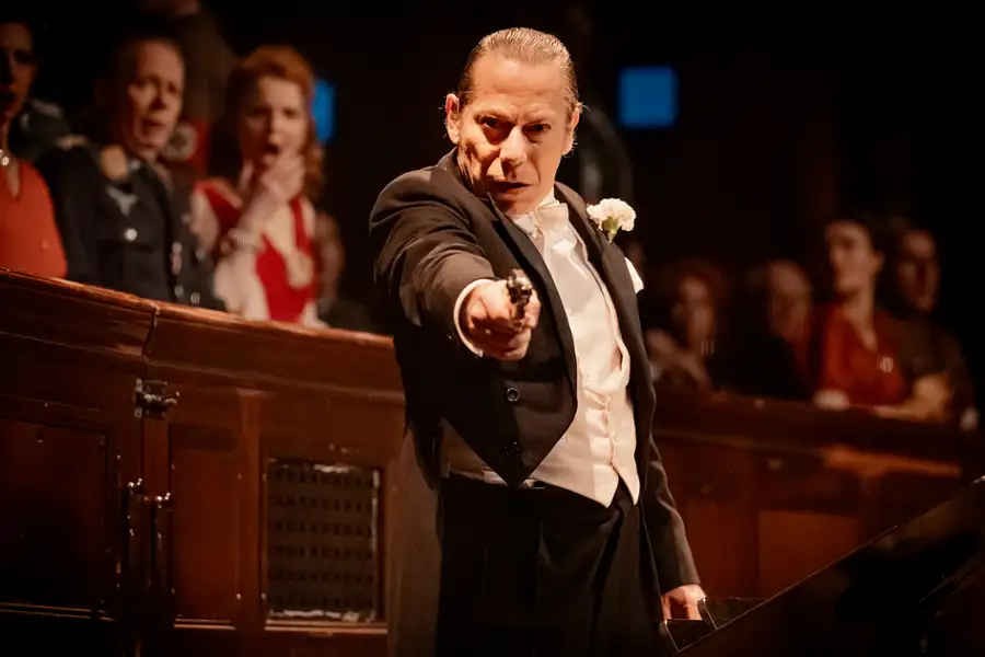 Best Film on Tour: Ostatnia sesja w Paryżu - przedpremiera