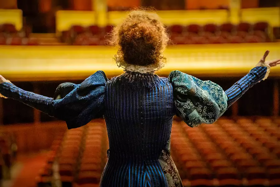 Boska Sarah Bernhardt - napisy