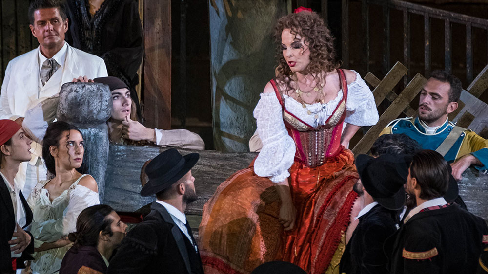 „Carmen” Bizeta z Arena di Verona