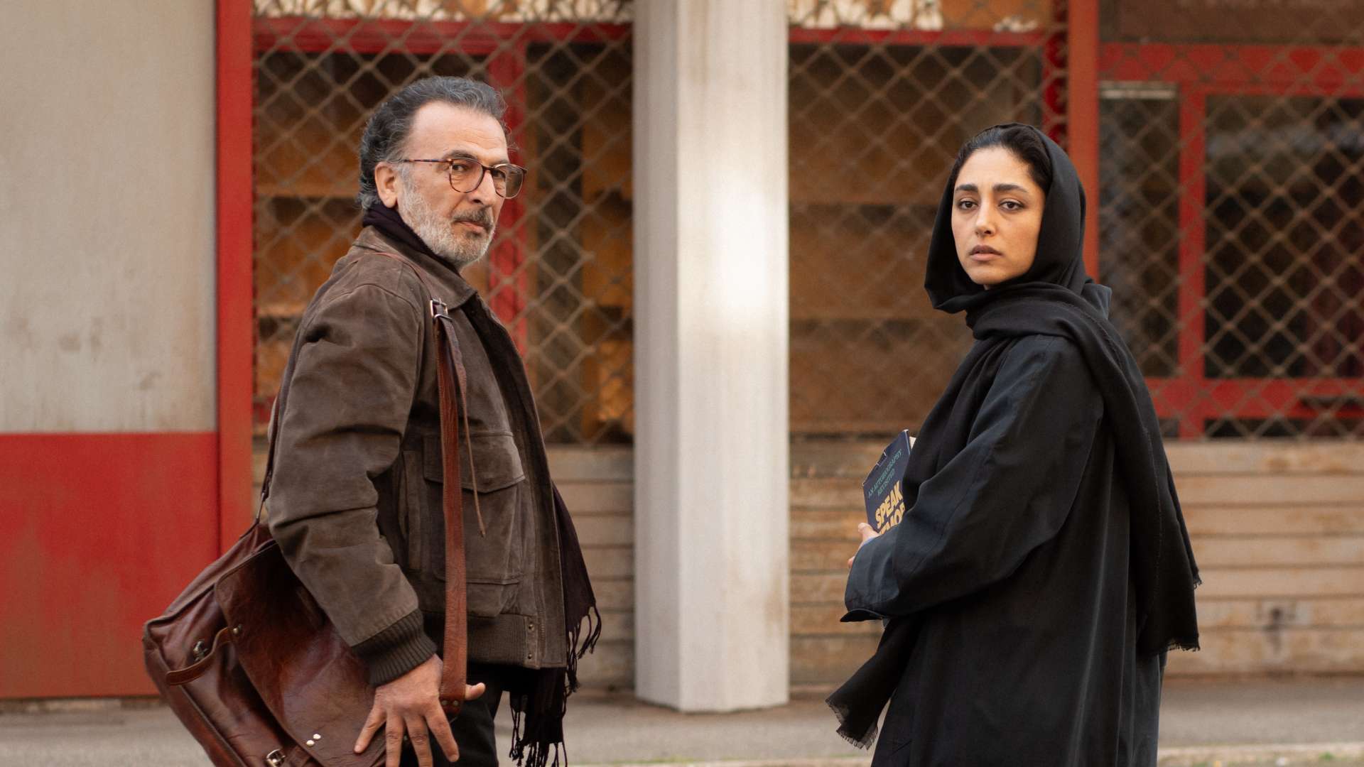 Czytając Lolitę w Teheranie - napisy