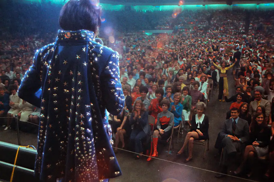 EPiC: Elvis Presley in Concert - napisy