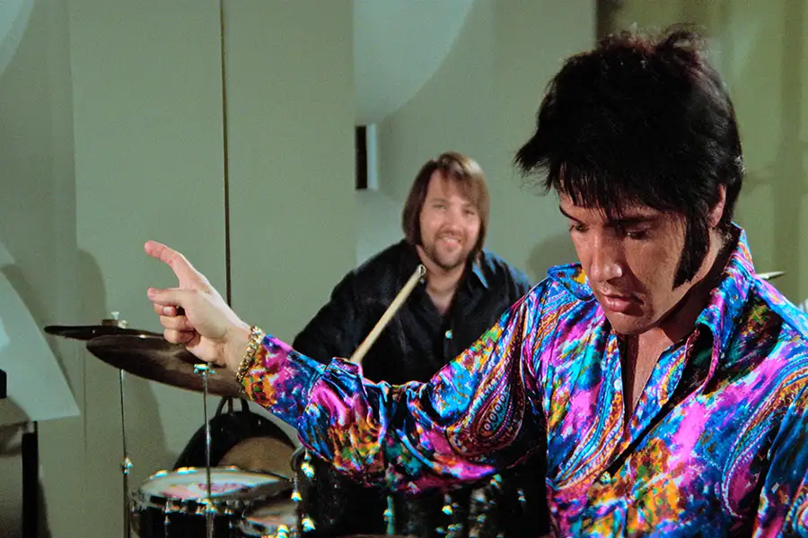 EPiC: Elvis Presley in Concert - napisy