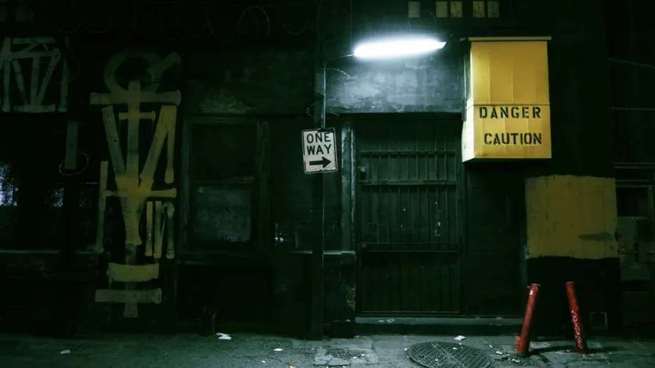 LET’S DOC: Niewidzialni + spotkanie