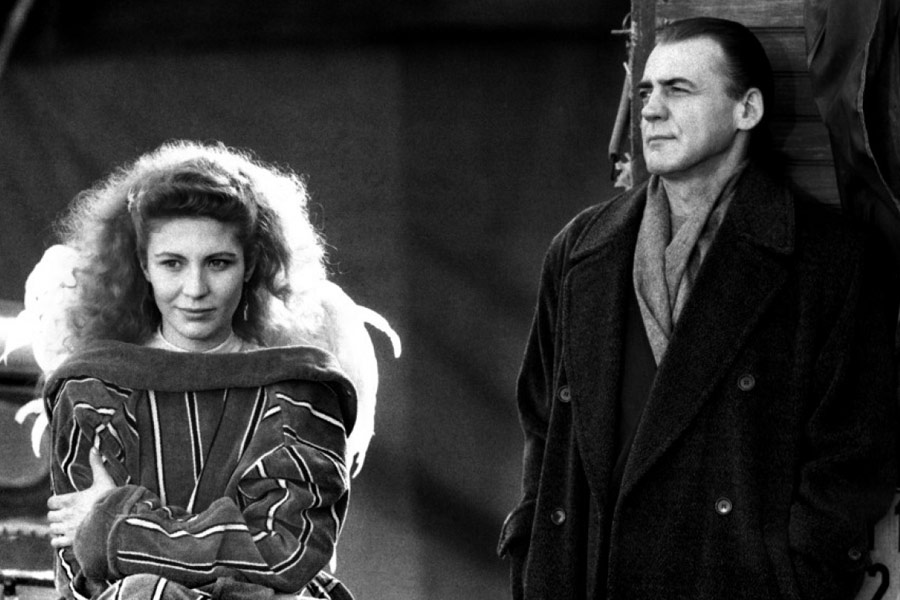 Wim Wenders - mistrz drogi: Niebo nad Berlinem - napisy