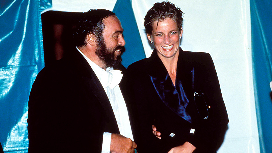 Spotkania Filmowe: Pavarotti