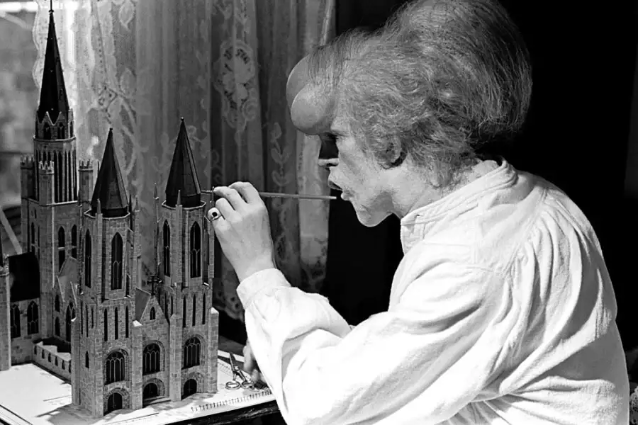 Przybliżenia: okiem psychoanalizy - Człowiek - słoń + dyskusja