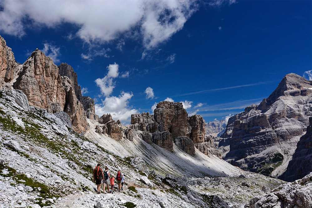 Slajdy podróżnicze IN MUNDO: Alpy - krok po kroku. Od Wysokich Taurów i Dolomitów po Mount Blanc