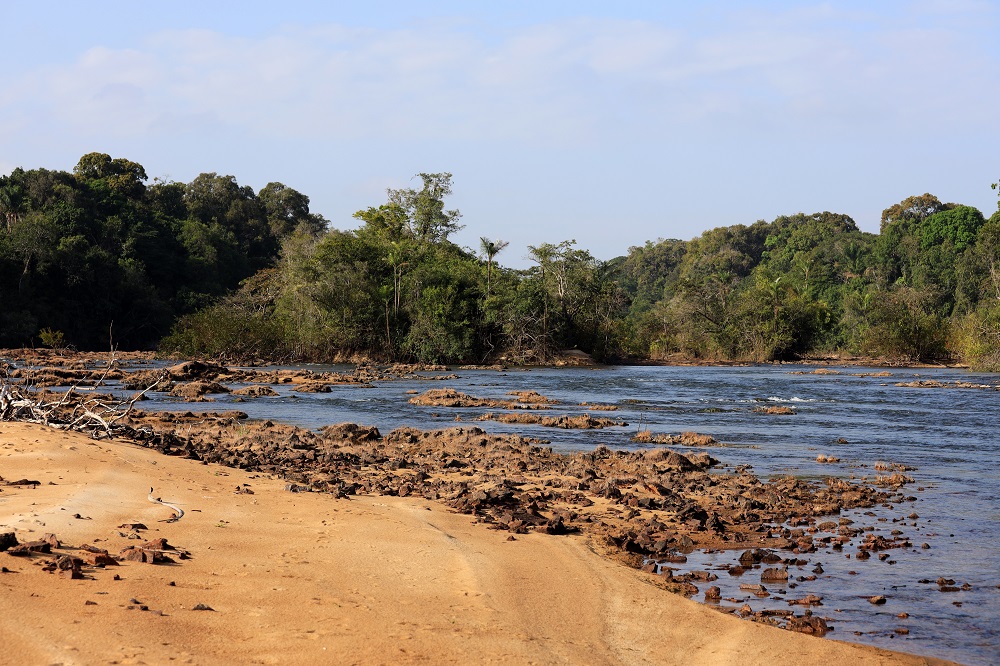 Slajdy podróżnicze: Gujana - Essequibo, u wrót Amazonii. Anna i Dariusz Piechowie