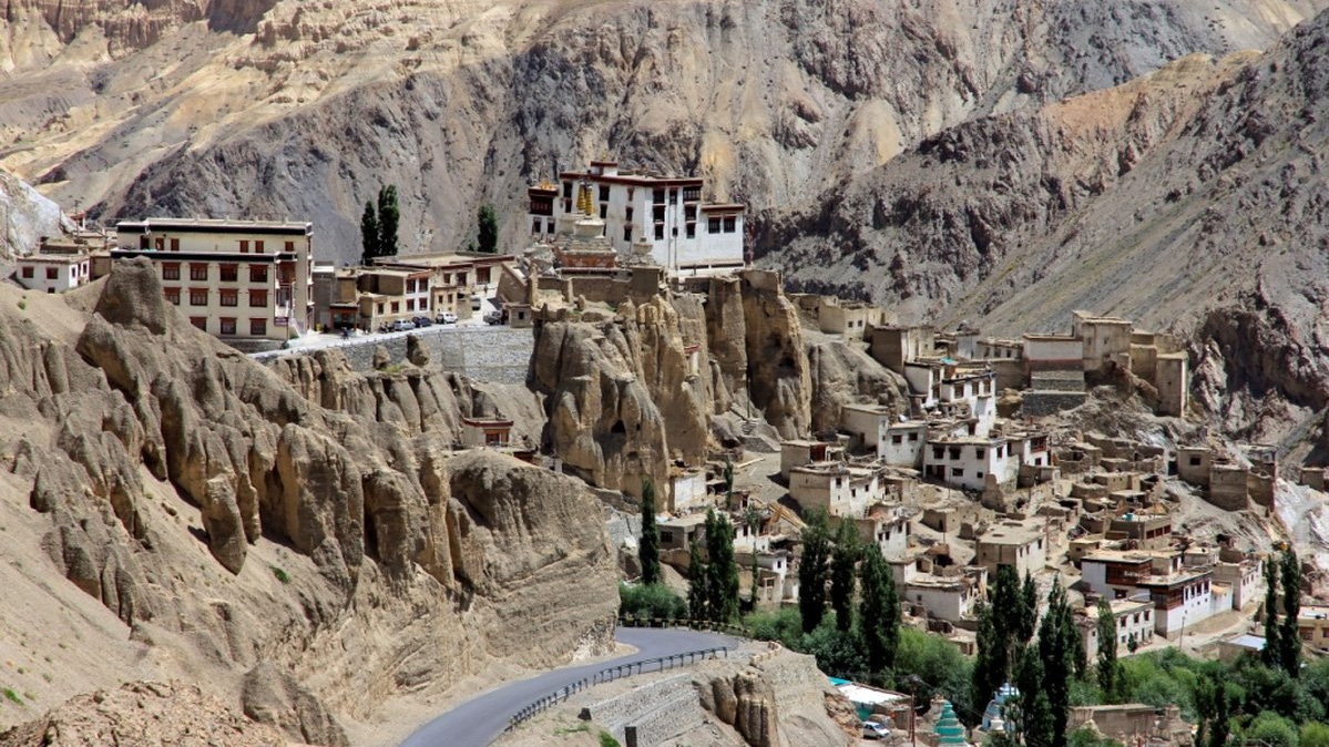 SLAJDYzPODRÓŻY: Indie - w cieniu Himalajów i Karakorum