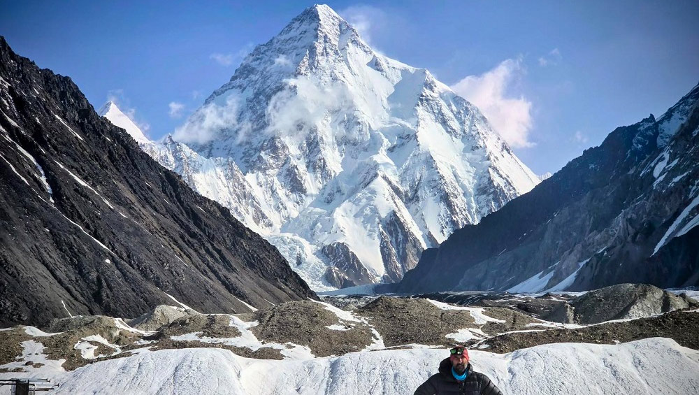 Slajdy podróżnicze: K2 B.C. Bike Expedition - Rowerem z poziomu morza Arabskiego do bazy pod K2. Paweł Małaszko