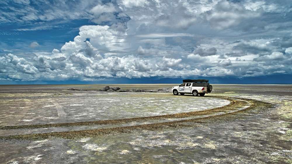 Slajdy podróżnicze: Botswana. Przez deltę Okawango i piaski Kalahari. Krzysztof Kobus