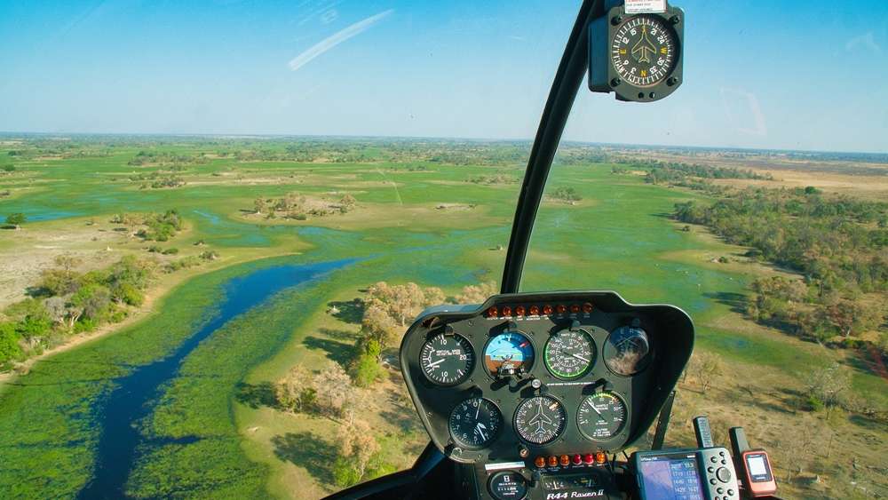 Slajdy podróżnicze: Botswana. Przez deltę Okawango i piaski Kalahari. Krzysztof Kobus