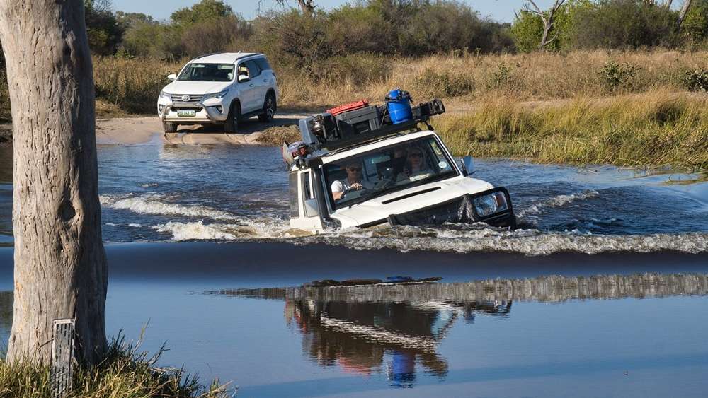 Slajdy podróżnicze: Botswana. Przez deltę Okawango i piaski Kalahari. Krzysztof Kobus