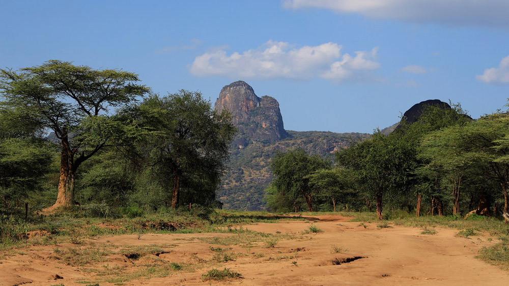 Slajdy podróżnicze: Sudan Południowy - Wśród Łowców Krów - Anna i Dariusz Piechowie