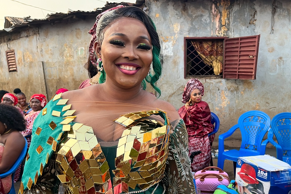 Slajdy podróżnicze: GWINEA - Tropem imperiów - Sylwia i Marek Kulczyk